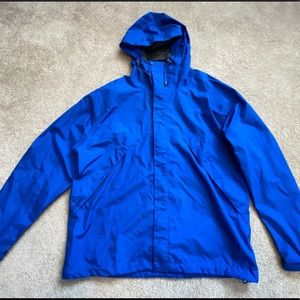 Cabela’s GoreTex rain jacket